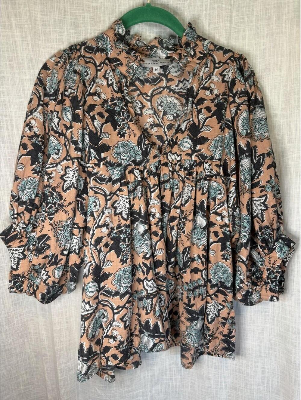 Never a Wallflower Balloon Sleeve Puff M Top Shirt Blouse Ruffle
